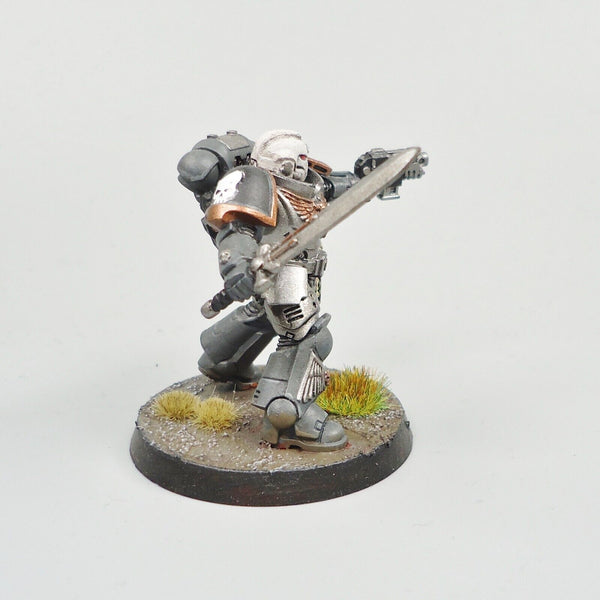 Space Marines Raven Guard Lieutenant Painted - Warhammer 40k Army