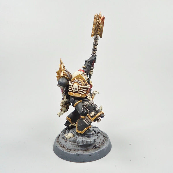 Warhammer 40k Army Space Marines Imperial Fists Chaplain Painted