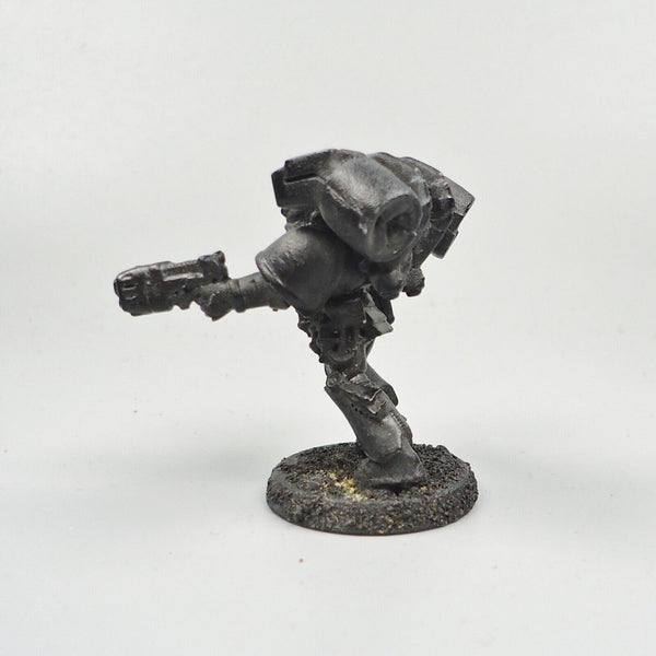 Warhammer 40k  Space Marines Character Undercoated