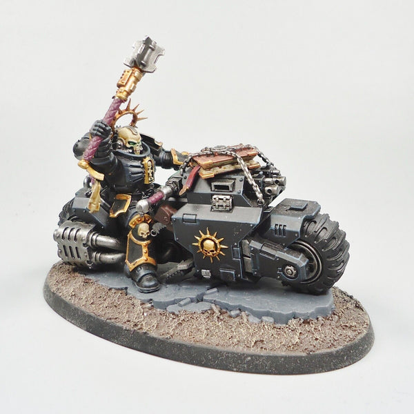 Warhammer 40k Space Marines Flesh Tearers Chaplain On Bike Painted and Based