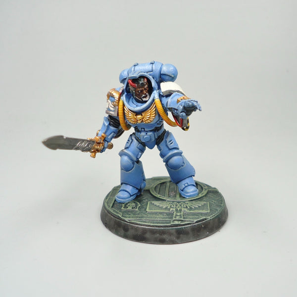 Warhammer 40k Army Space Marines Imperial Fists Librarian Painted