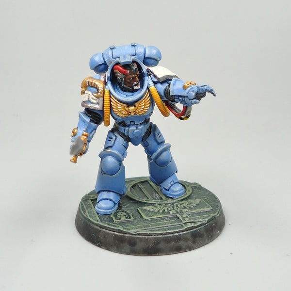 Warhammer 40k Army Space Marines Imperial Fists Librarian Painted
