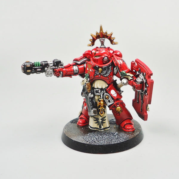 Warhammer 40k Army Space Marines  Blood Angels Lieutenant Painted