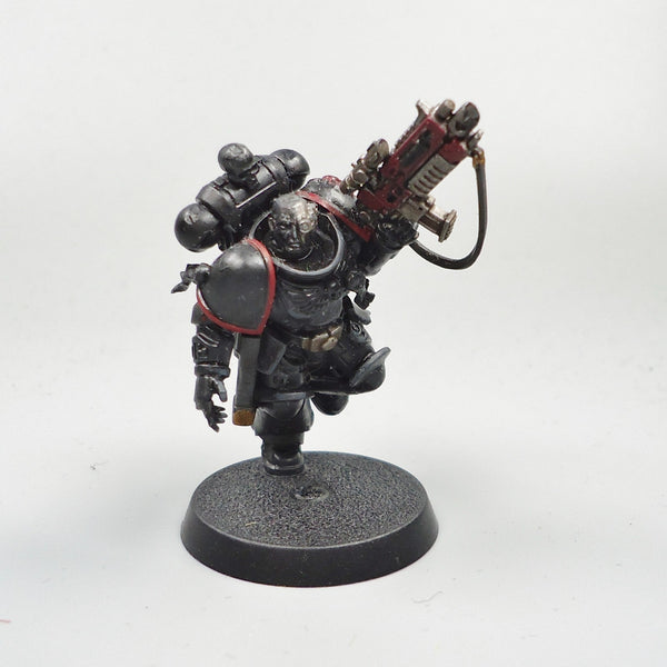 Warhammer 40k Army Space Marines Black Templars Lieutenant Partly Painted