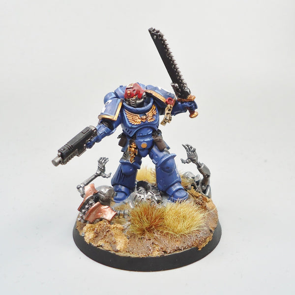 Warhammer 40k Space Marines Ultramarines Sergeant Castus Painted