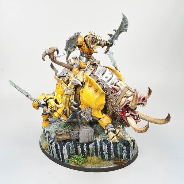 Warhammer Army Age of Sigmar Maw-grunta with Hakkin Krew - Orruk Ironjawz