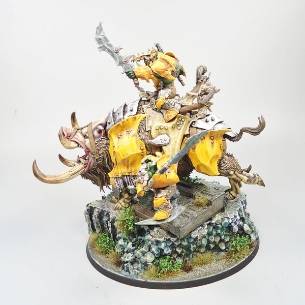 Warhammer Army Age of Sigmar Maw-grunta with Hakkin Krew - Orruk Ironjawz