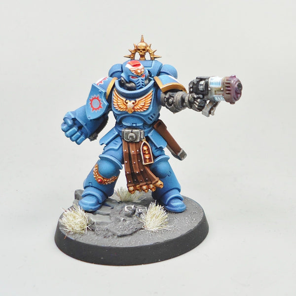 Ultramarines Lieutenant Painted - Warhammer 40k Army Space Marines