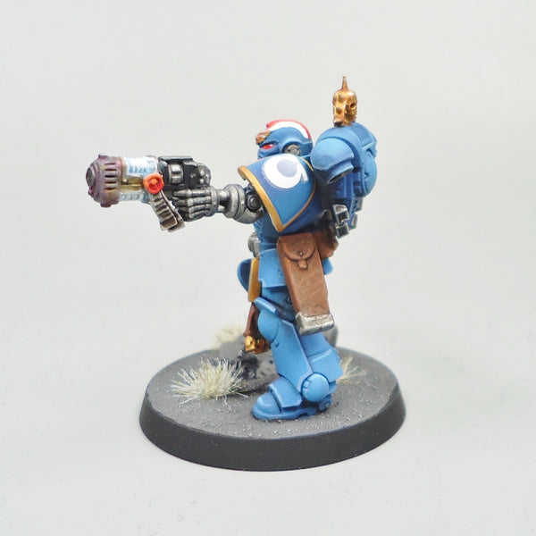 Ultramarines Lieutenant Painted - Warhammer 40k Army Space Marines