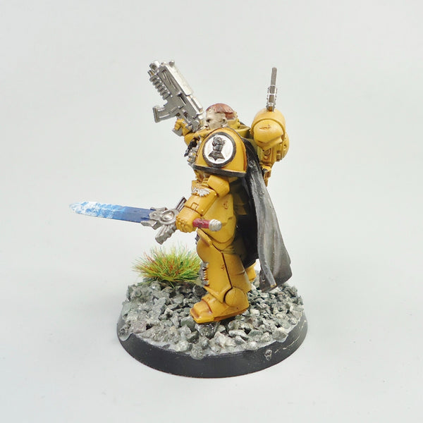 Converted Imperial Fists Captain Painted -  Warhammer 40k Space Marines