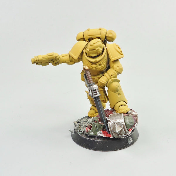 Imperial Fists Character Partly Painted  -  Warhammer 40k Space Marines