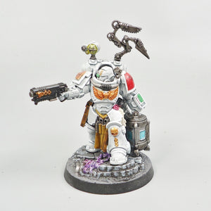 Blood Angels Apothecary Biologis Painted - Warhammer 40k Space Marines