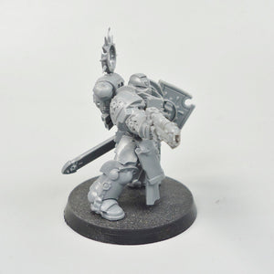 Space Marines Primaris Lieutenant With Storm Shield Unpainted - Warhammer 40k