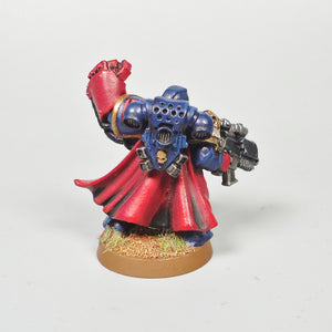 Warhammer 40k Crimson Fist Space Marines Commander Painted